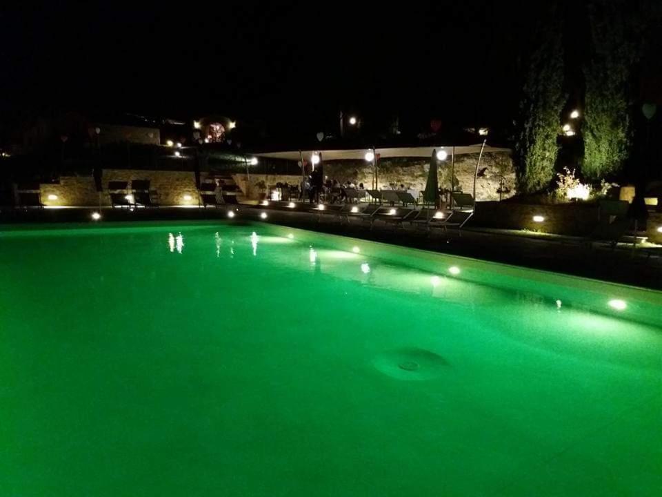 Relais Antico Borgo San Lorenzo Поджибонси Екстериор снимка