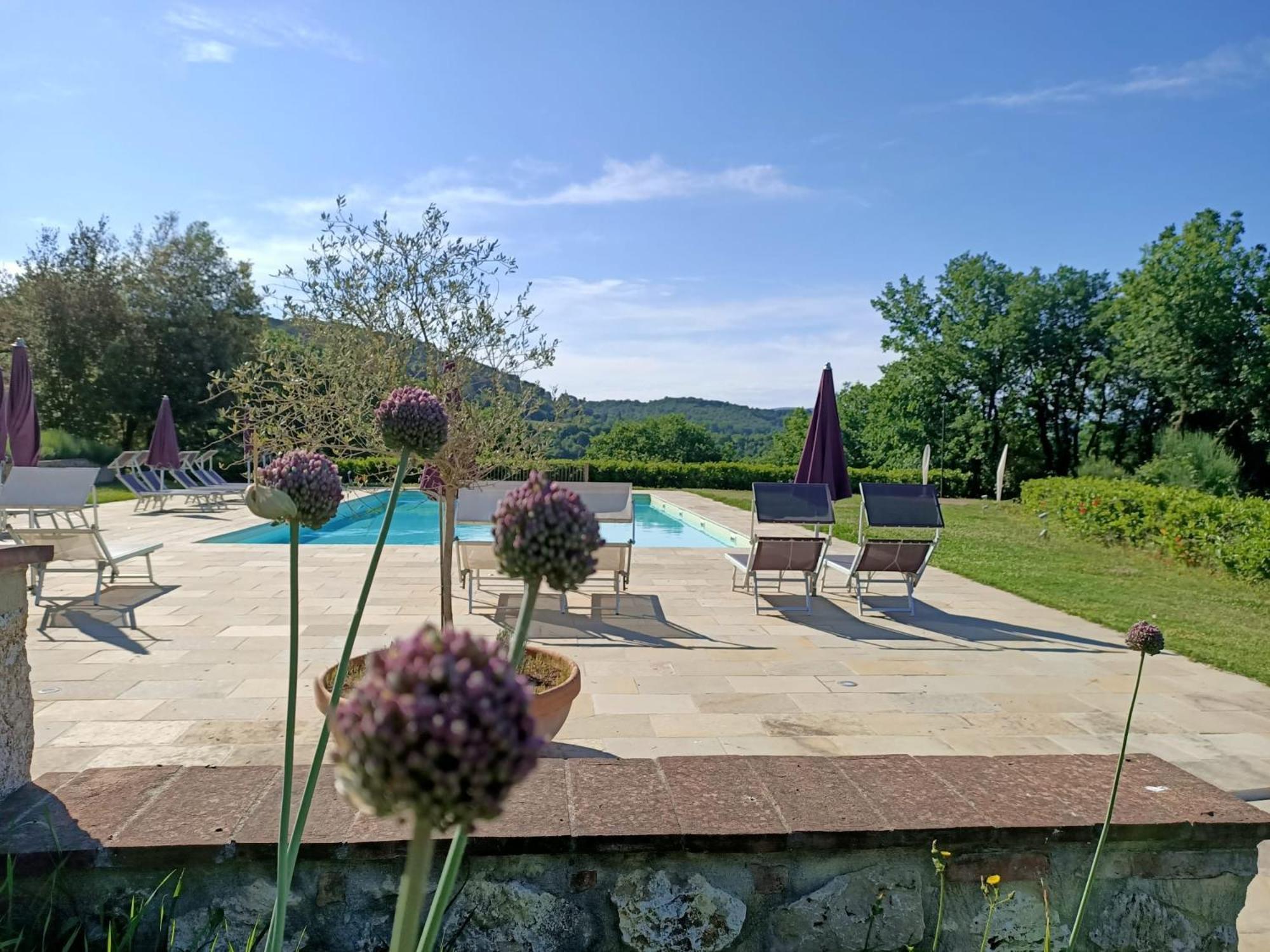 Relais Antico Borgo San Lorenzo Поджибонси Екстериор снимка