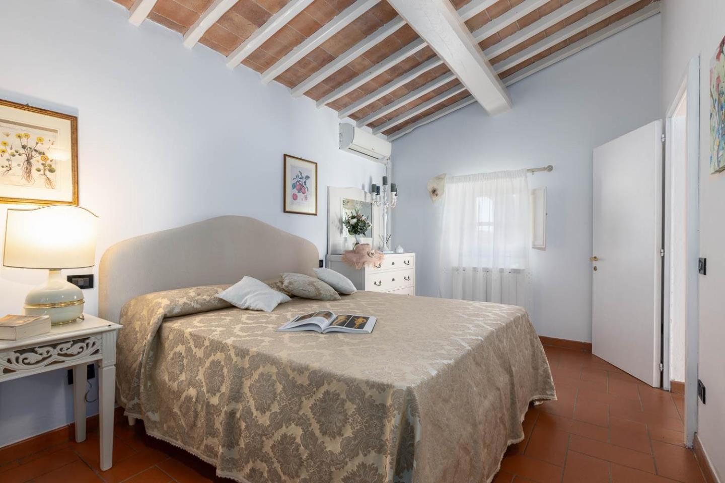 Relais Antico Borgo San Lorenzo Поджибонси Екстериор снимка